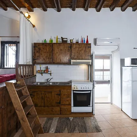 1900s Traditional House In Asklipio