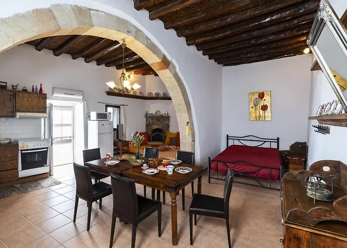 1900s Traditional House In Asklipio Σπίτι διακοπών Asklipiion