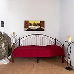 1900s Traditional House In Asklipio *